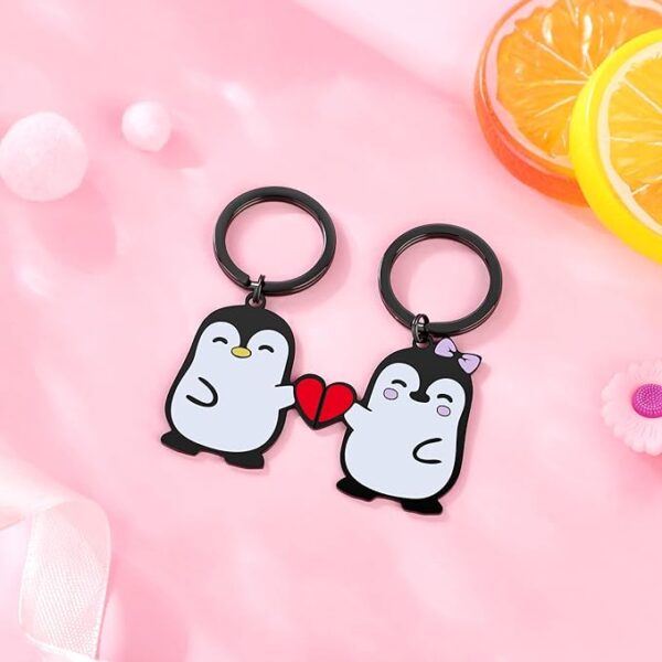 JoycuFF Couple Gifts Keychain Matching Couple Valentine's Day Gift [Cute]