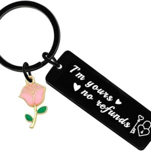 Im Yours No Refunds Funny Couple Keychain