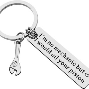 Im no mechanic funny couple keychain