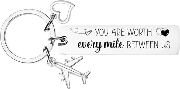 Long Distance Relationship Keychain – Romantic Anniversary Gift for Boyfriend or Girlfriend